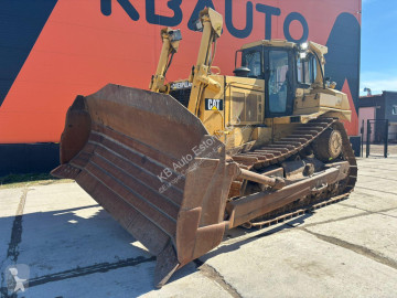Bulldozer på larvefødder Caterpillar