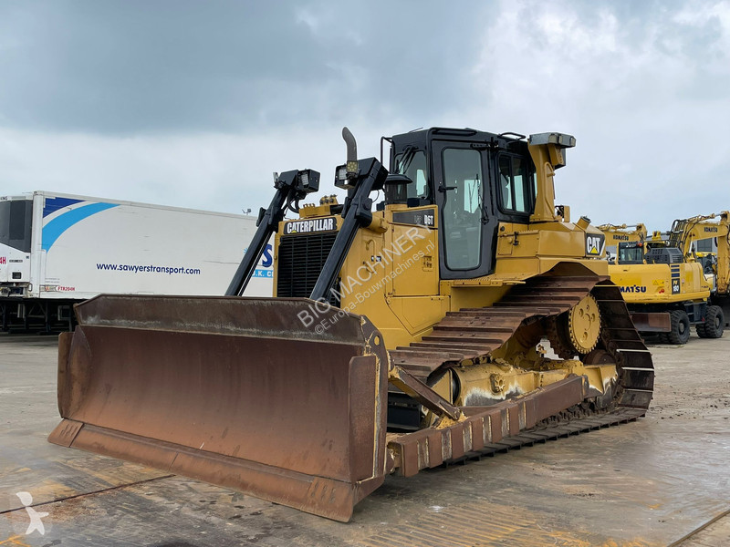 Buldozer Caterpillar D6T