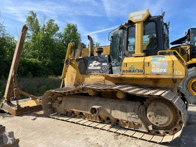 بلدوزر Komatsu PX15 E0