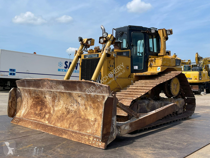 Buldozer Caterpillar D6T