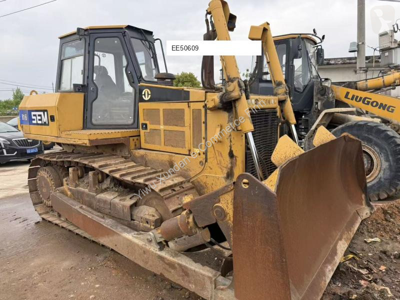 Buldozer SEM 816