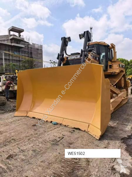 بلدوزر Caterpillar D8R
