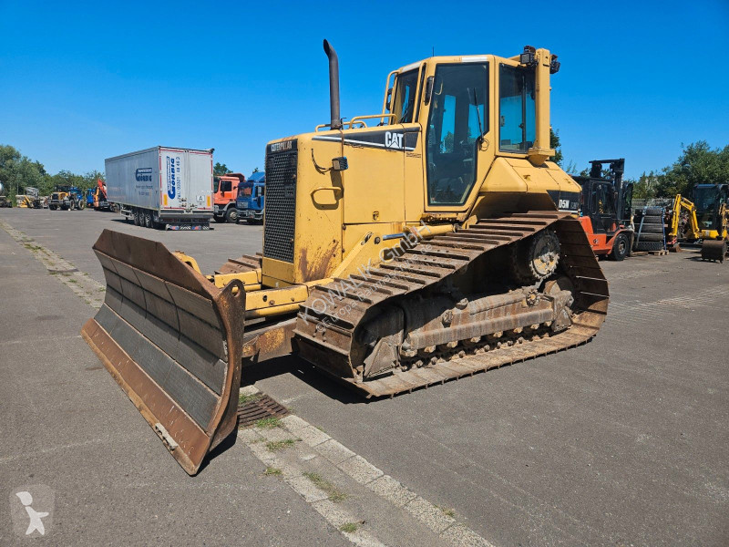 بلدوزر Caterpillar D5N