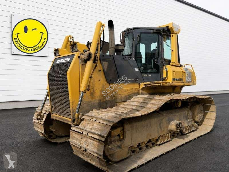 بلدوزر Komatsu
