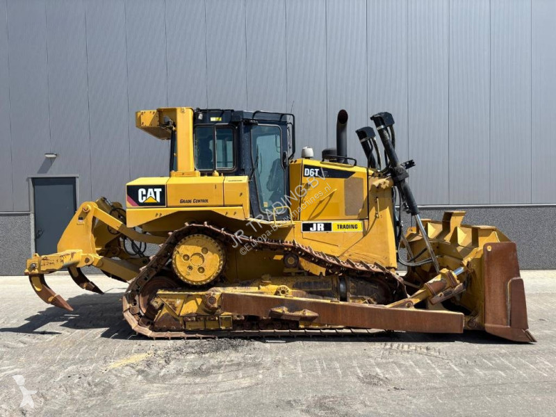 Бульдозер Caterpillar