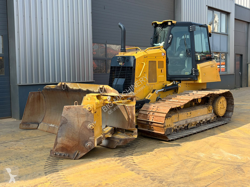 بلدوزر Caterpillar D4 LGP 15A ( / 2)
