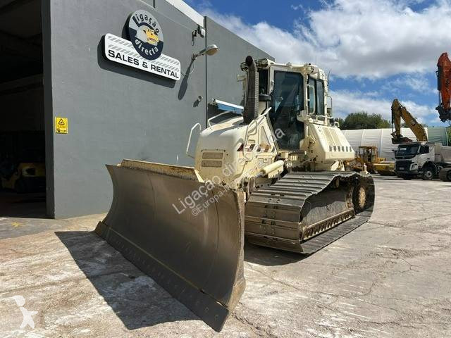 بلدوزر Komatsu d61pxi-24