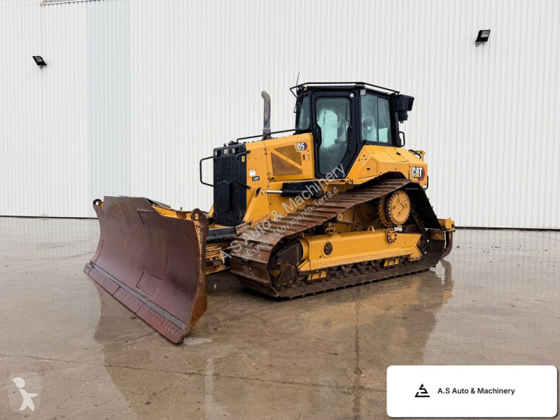 Bulldozer Caterpillar D5