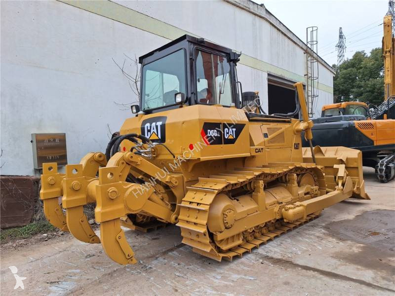 بلدوزر Caterpillar D6G2