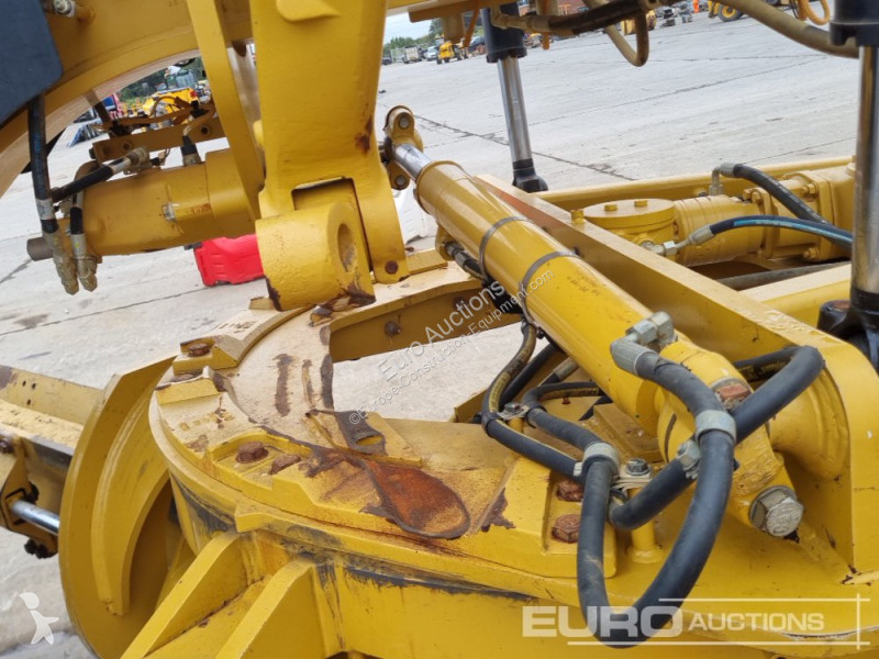 Buldozer Caterpillar 2