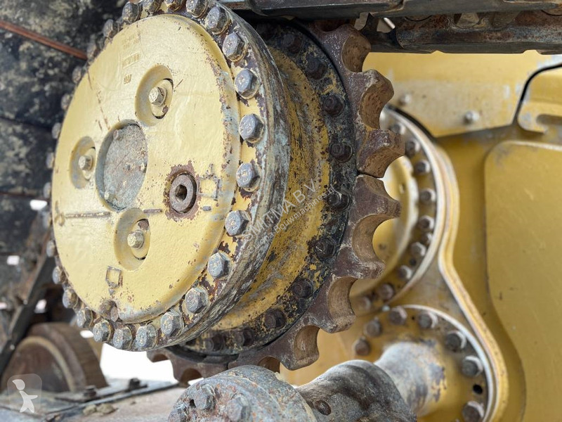 Buldozér Caterpillar D6N