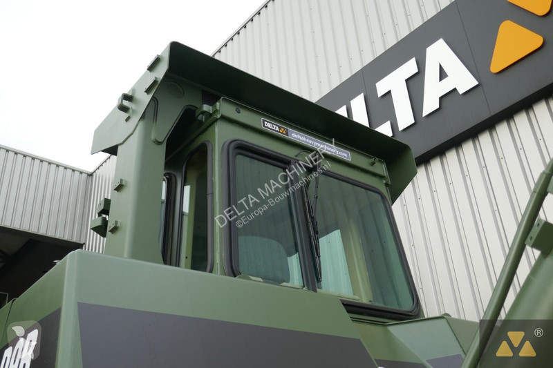 بلدوزر Caterpillar Ex-army