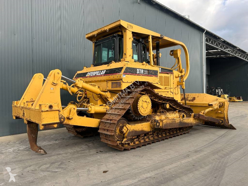 بلدوزر Caterpillar R II