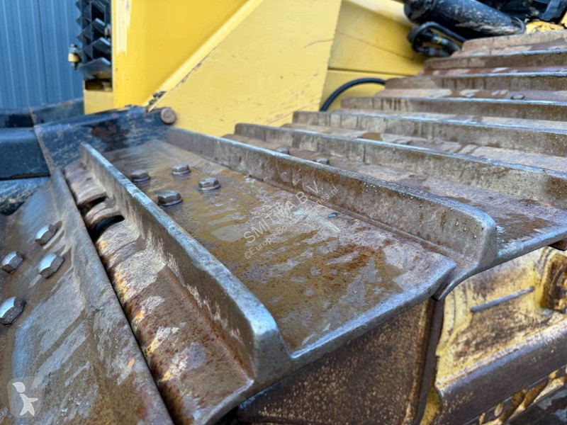 بلدوزر Caterpillar D6N