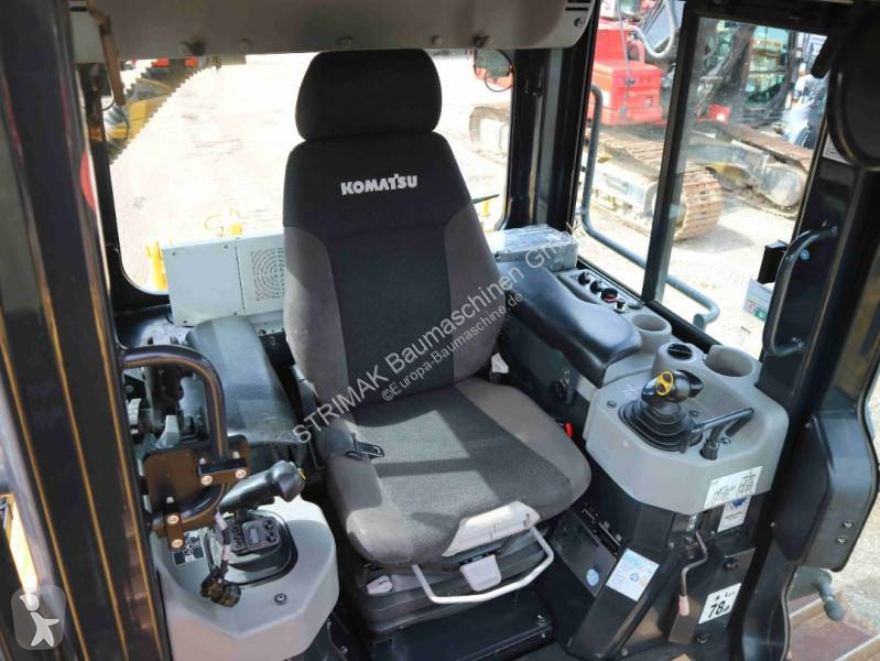 بلدوزر Komatsu D 61 PX-24