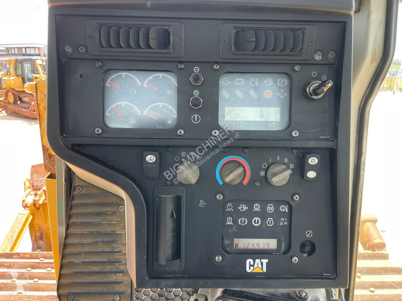 Buldozer Caterpillar D6T