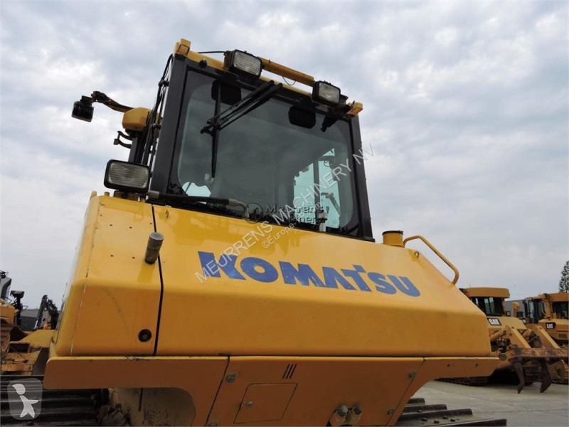 Buldozér Komatsu D65 PX ripper available