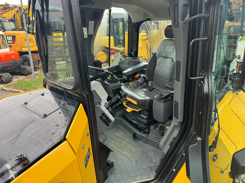 Bulldozer Caterpillar D5 -17A LGP .