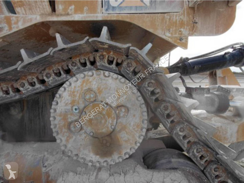 Bulldozer Caterpillar D10T2