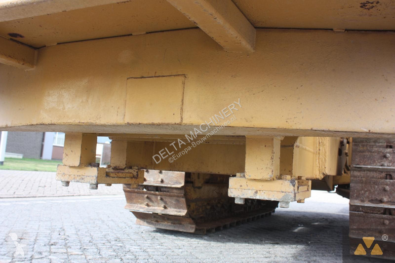 Bulldozer Caterpillar D6E Pipe carrier