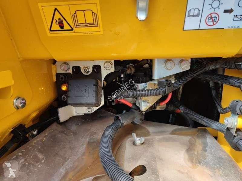 بلدوزر Komatsu I-24EO
