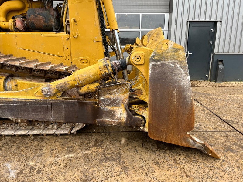 Bulldozer Caterpillar - Single shank ripper
