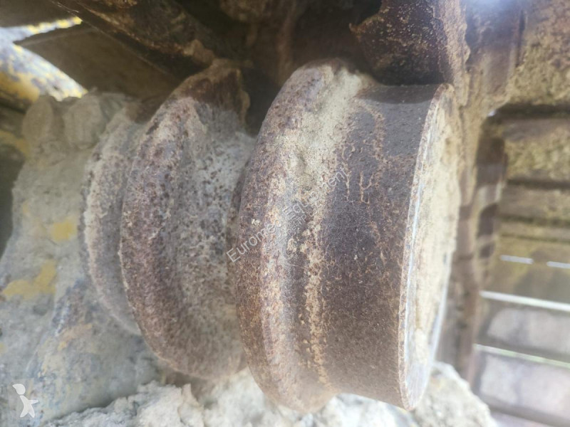 بلدوزر Komatsu
