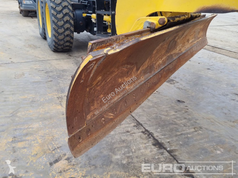 Buldozer Komatsu GD655-6