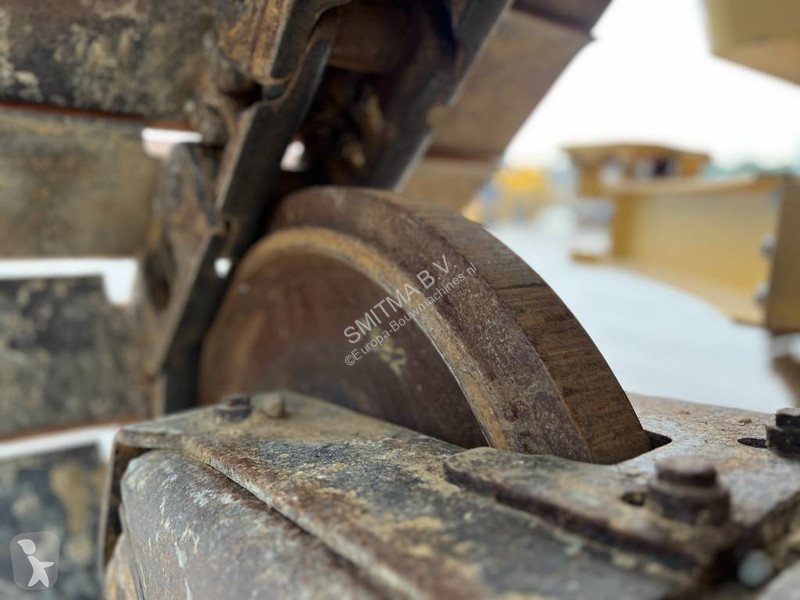 Buldozér Caterpillar D6N