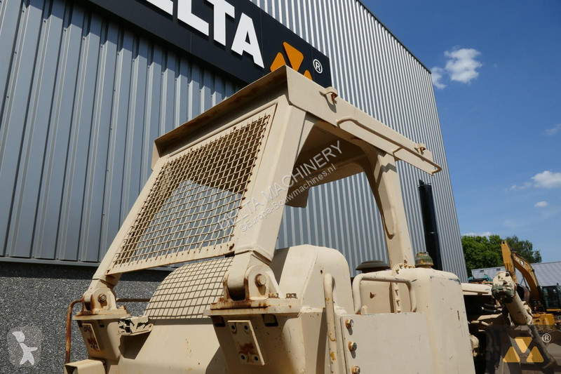Bulldozer Caterpillar Ex-army