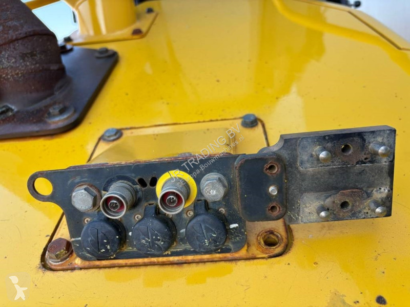 بلدوزر Komatsu PX-23