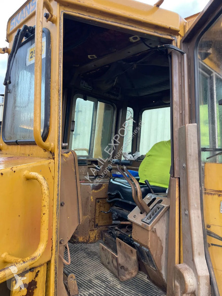 Bulldozer Caterpillar Dozer with Ripper Very...