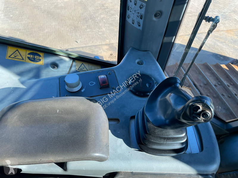 بلدوزر Liebherr 736LGP