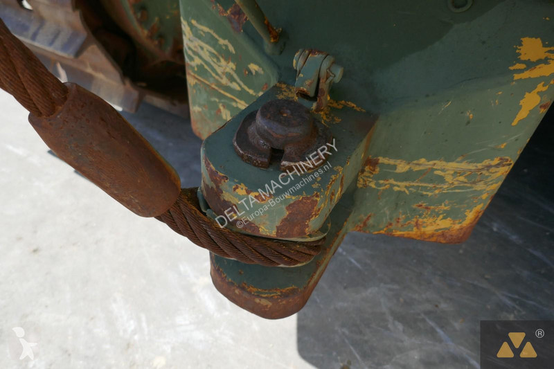 Buldozér Caterpillar Ex-army