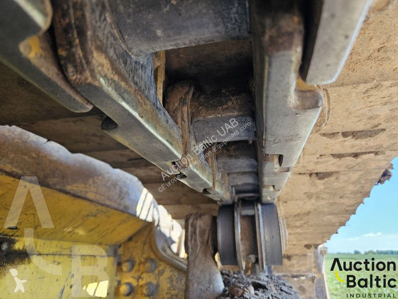 بلدوزر Komatsu