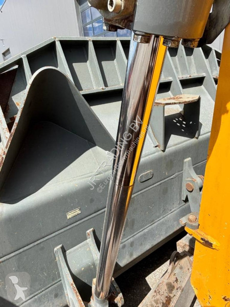 Buldozér Liebherr PR 756
