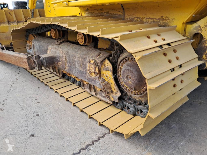 Buldózer Komatsu D65PXI18