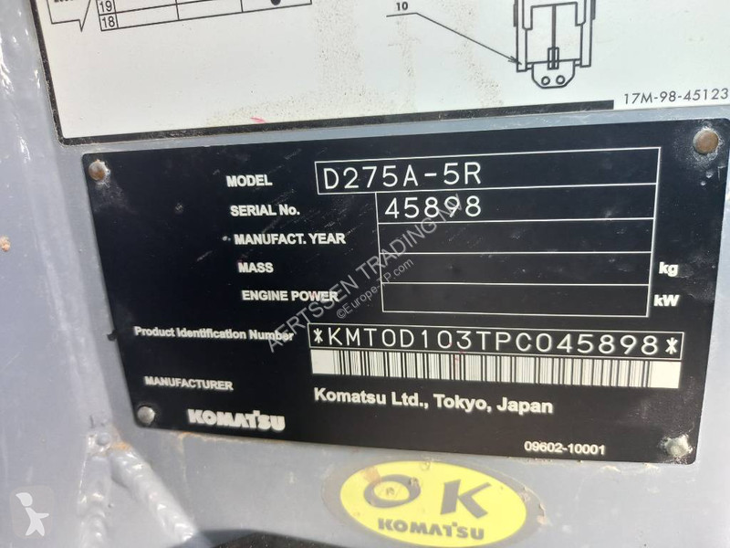 Bulldozer Komatsu D275A-5R (EXW - Abu Dhabi)