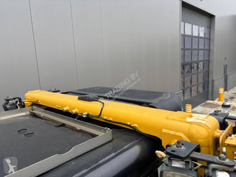 بلدوزر Caterpillar (Foldable Blade / Ripper)