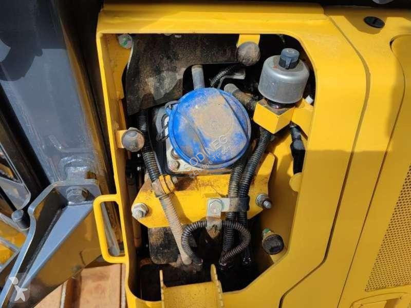 بلدوزر Komatsu I-24EO