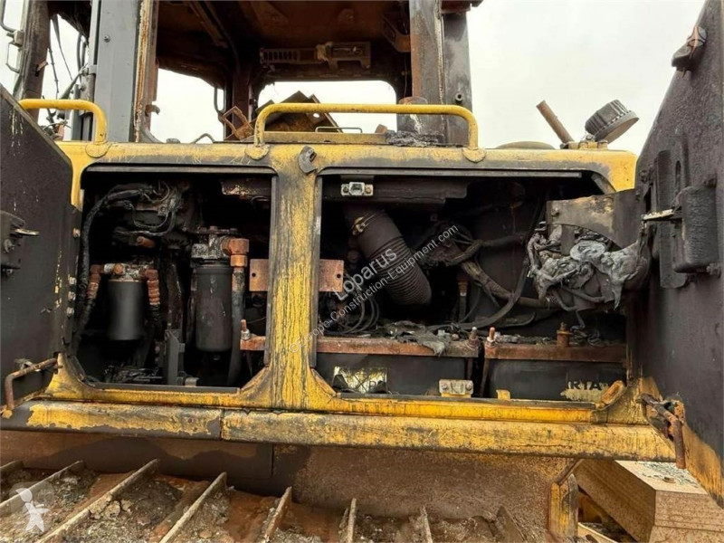 بلدوزر Komatsu D65WX-18 SPARE PARTS