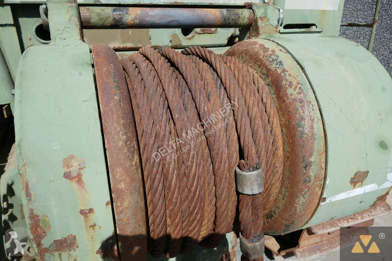 Bulldozer Caterpillar Ex-army