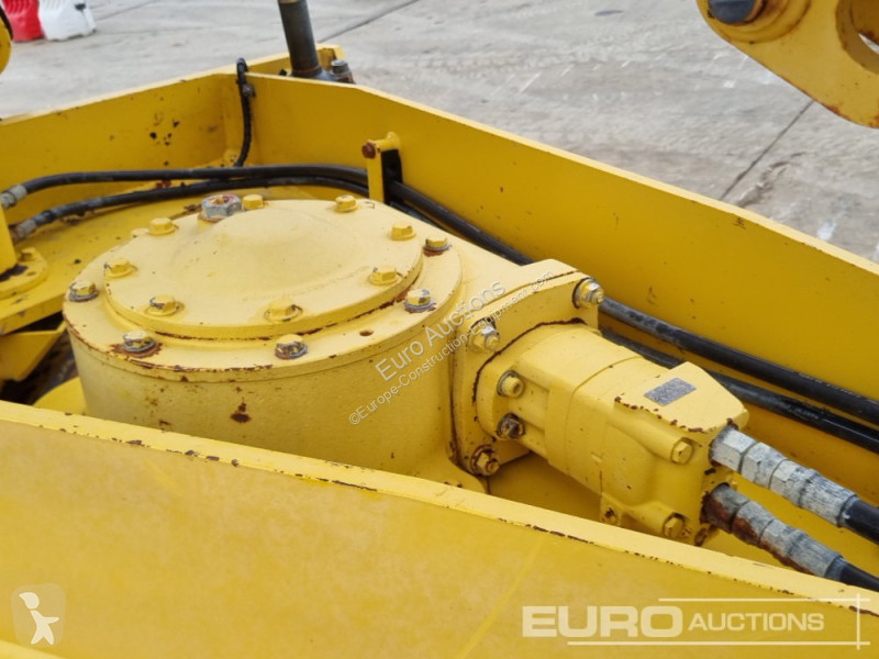 Buldozer Komatsu GD655-6