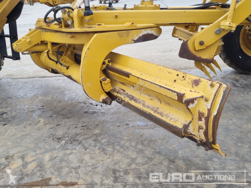 Buldozer Caterpillar 2