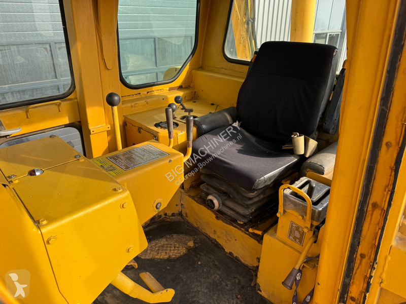Bulldozer Caterpillar