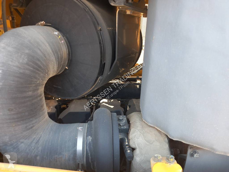 بلدوزر Komatsu D155A-6R (4pieces available in...