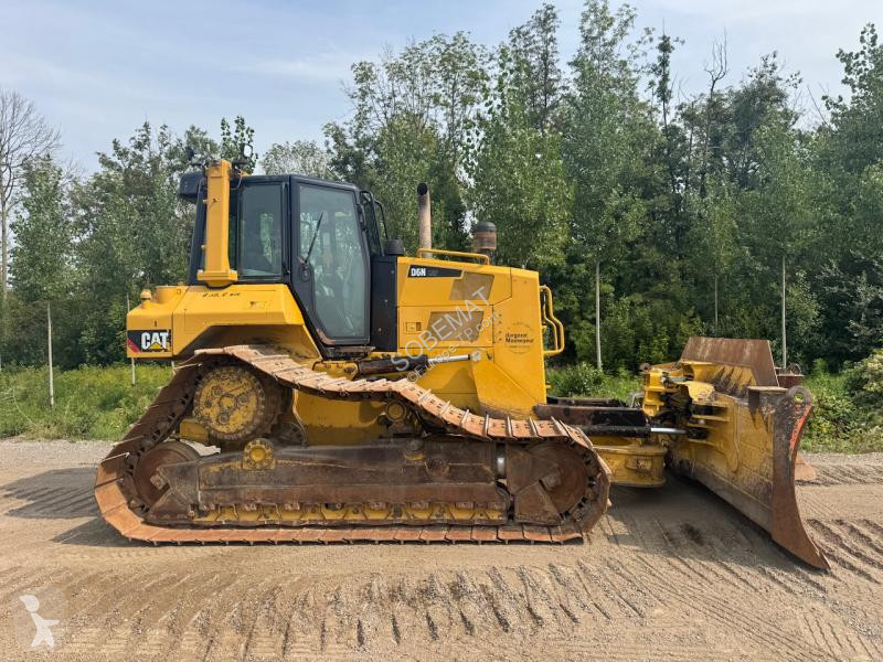 بلدوزر Caterpillar D6N