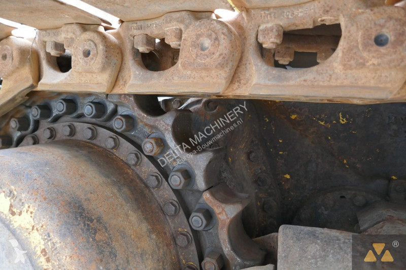 Buldozér Komatsu EO