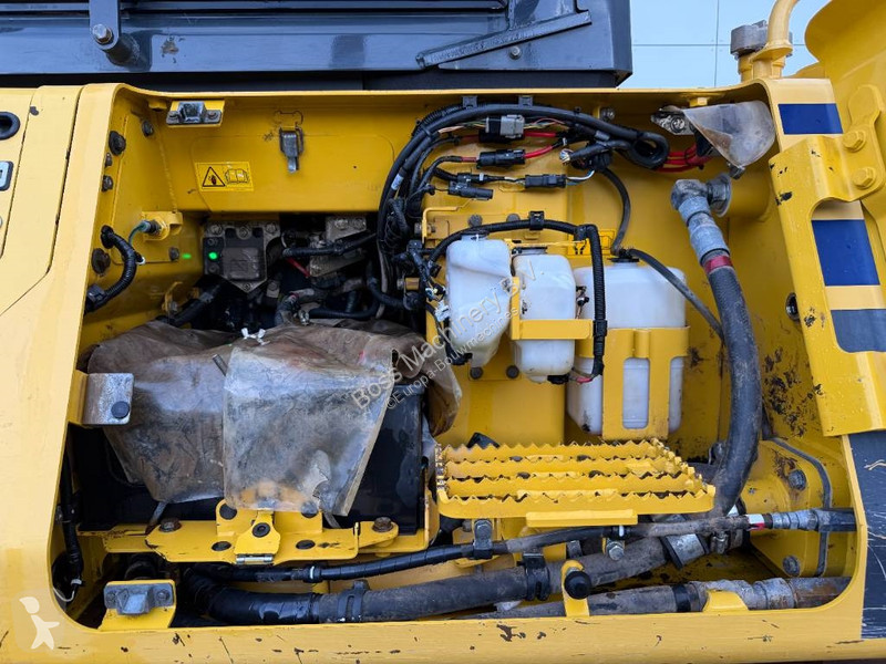 Бульдозер Komatsu 24 - 6-Way Blade / Ripper...