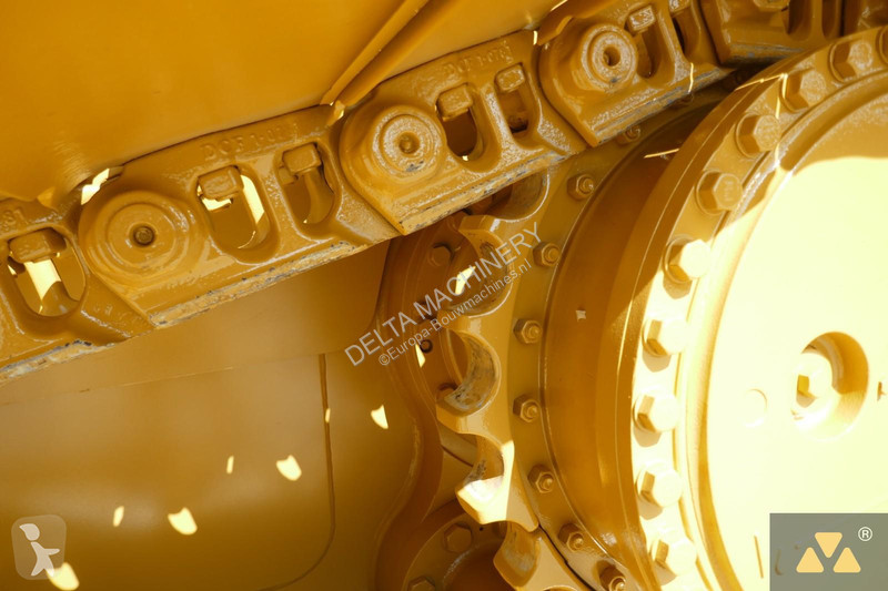 بلدوزر Caterpillar D6T
